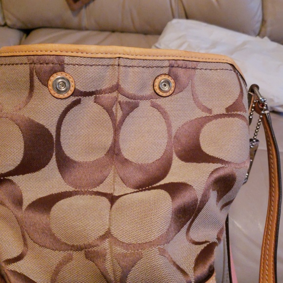 Used Coach Satchel - Picture 5 of 8